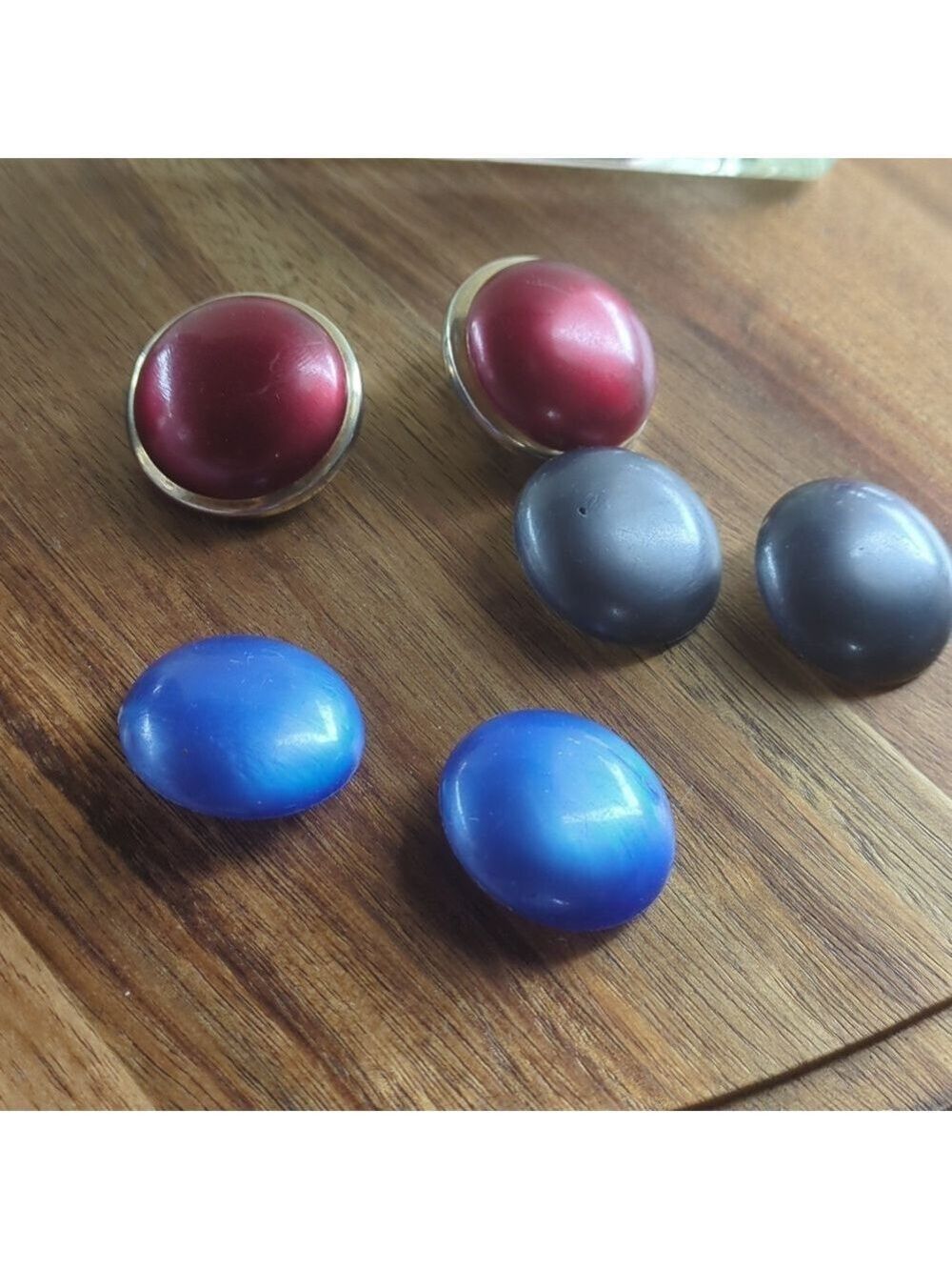 Coro Interchangeable Dome Clip On Earrings. 3 Colors - Picture 8 of 8
